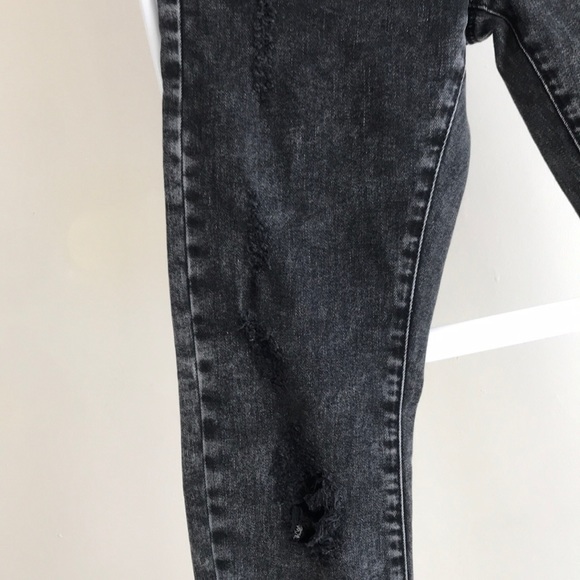 NWOT ASOS Ripped Skinny Jeans - Picture 4 of 7